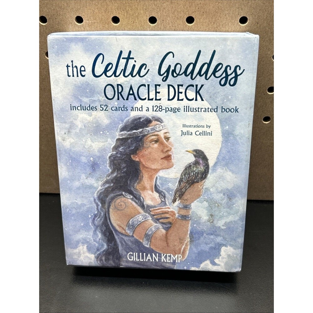 The Celtic Goddess Oracle Deck: Includes 52 cards & 128-Page illustrated Book